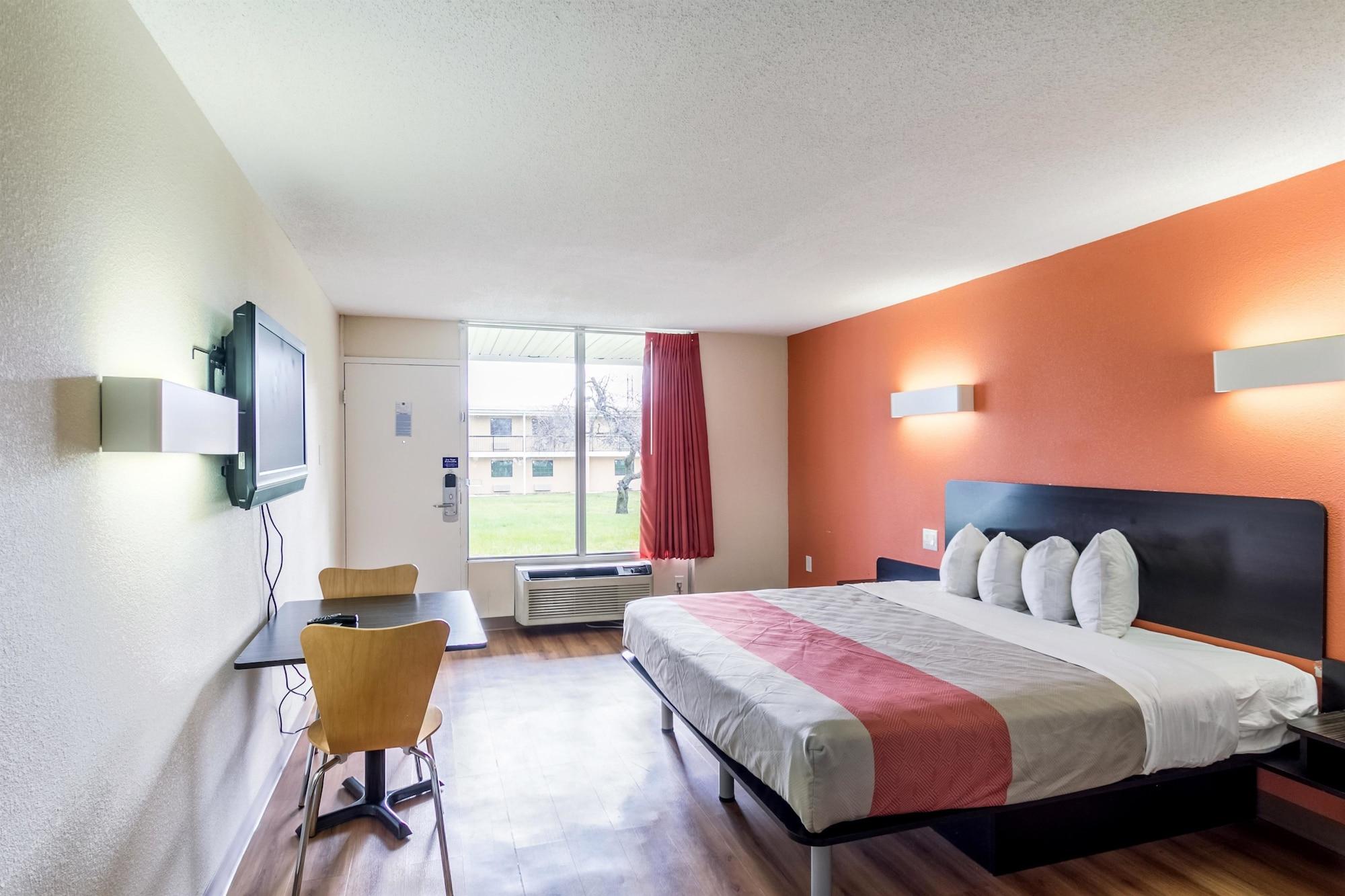 Motel 6 Нью-Брансуик Экстерьер фото